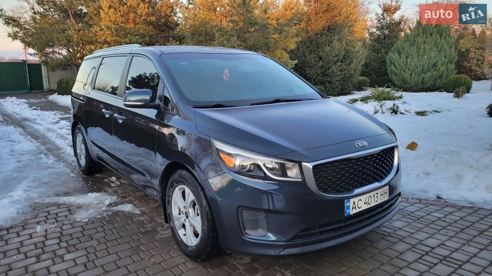 2015 Kia Sedona - мініатюра 10
