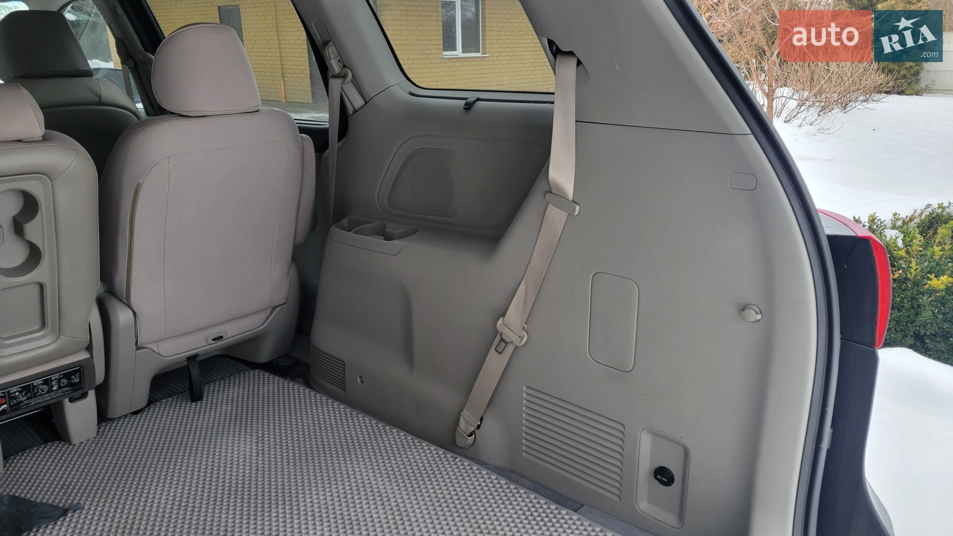 2015 Kia Sedona - мініатюра 8