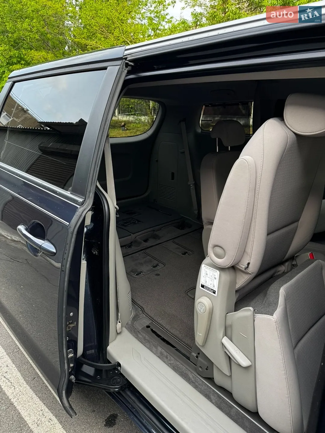 2015 Kia Sedona - мініатюра 12
