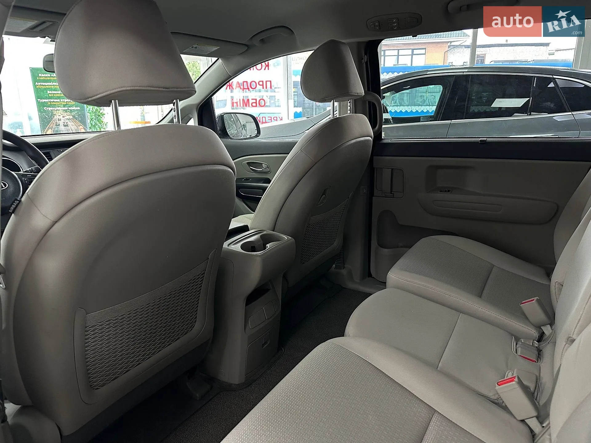 2015 Kia Sedona - мініатюра 25