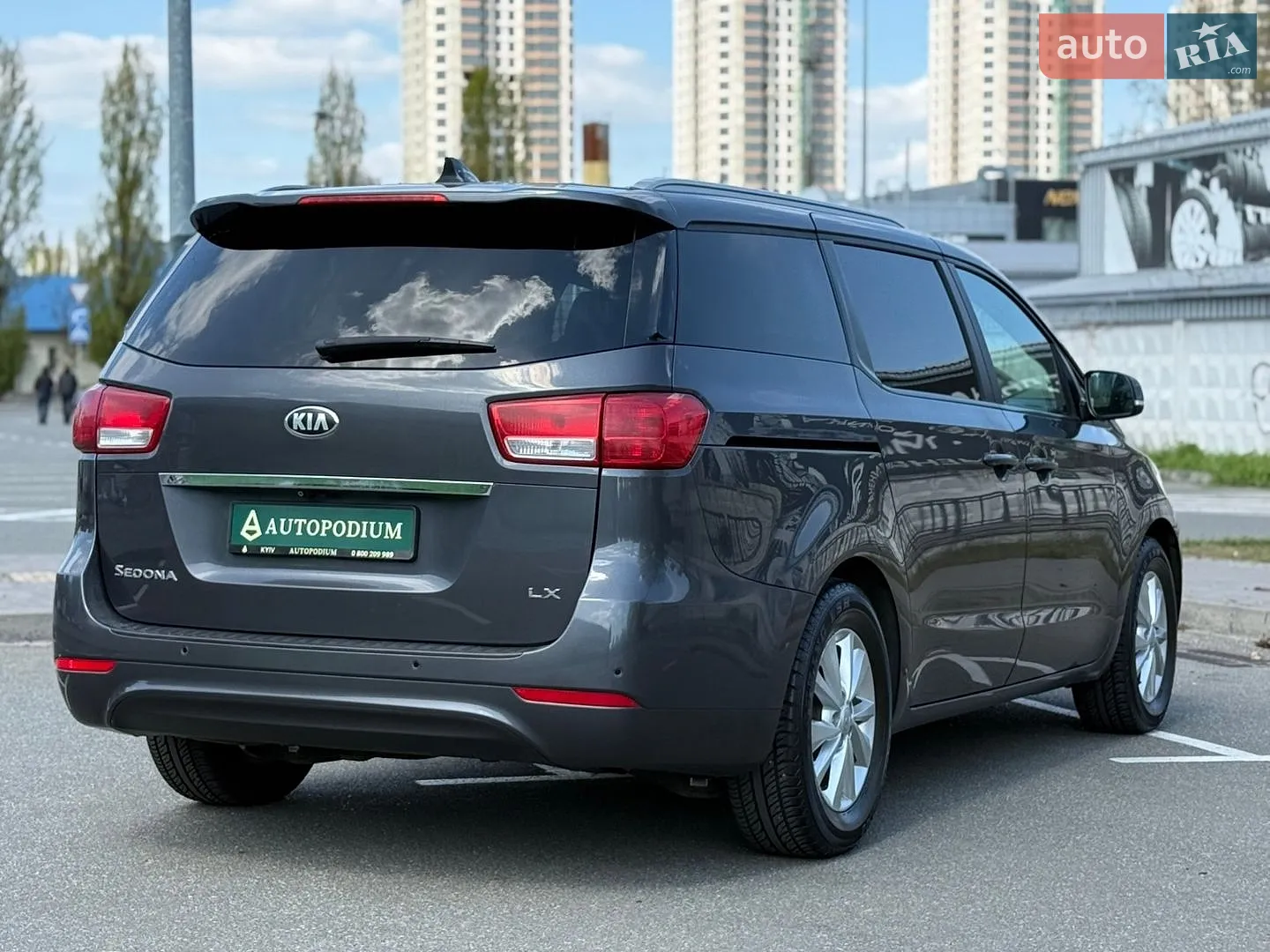 2017 Kia Sedona - мініатюра 8