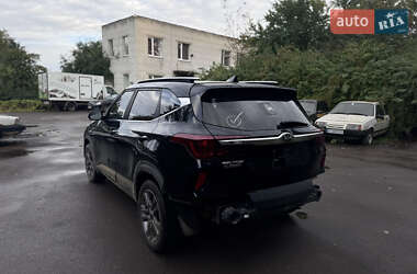Внедорожник / Кроссовер Kia Seltos 2021 в 