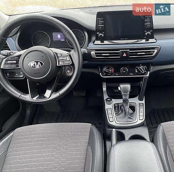 Позашляховик / Кросовер Kia Seltos 2020 в Львові фото 18 Позашляховик / Кросовер Kia Seltos 2020 в Львові