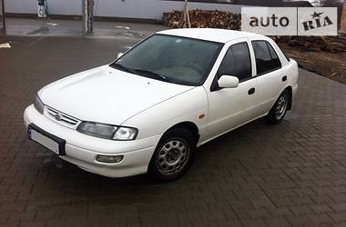 Хэтчбек Kia Sephia 1997 в Косове