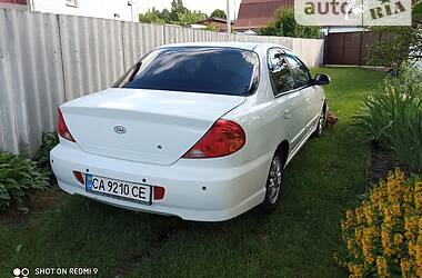 Седан Kia Sephia 2003 в Борисполе