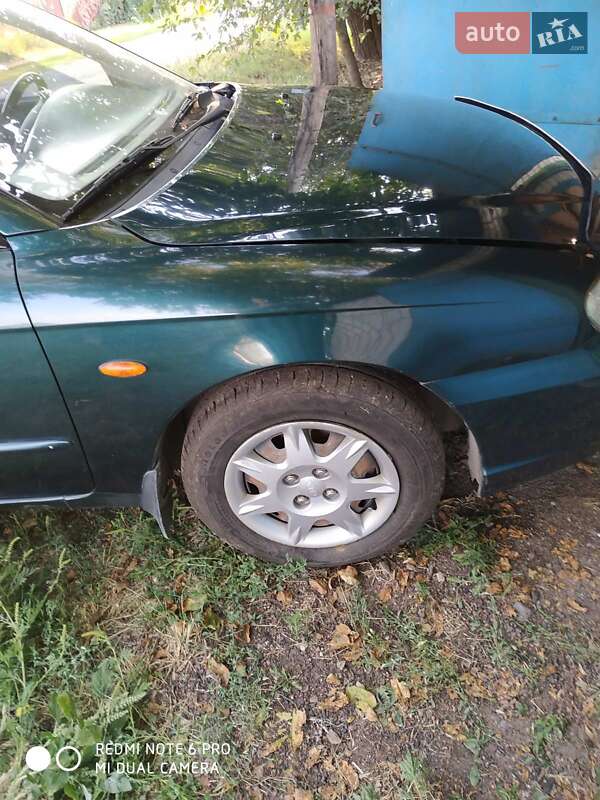 Седан Kia Sephia 2002 в Дніпрі