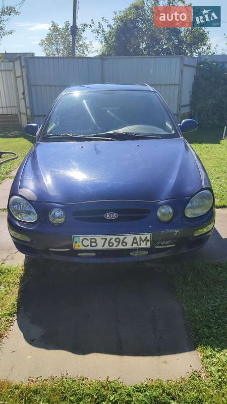 Седан Kia Sephia 2000 в Чернигове