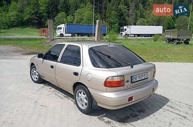Седан Kia Sephia 1997 в Сколе