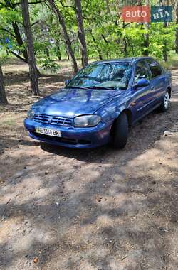 Седан Kia Sephia 2003 в Дніпрі