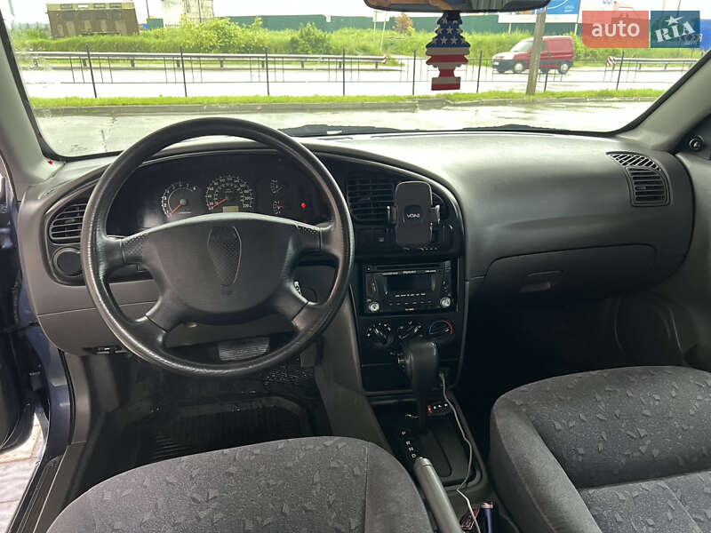Седан Kia Sephia 2003 в Тернополі