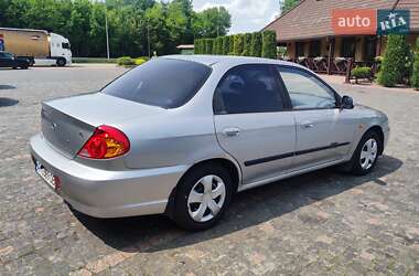Седан Kia Sephia 2004 в 