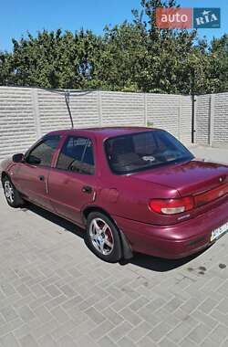 Седан Kia Sephia 1997 в Запорожье