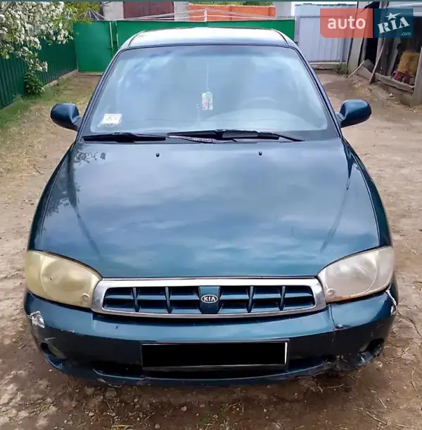 Kia Sephia 2004