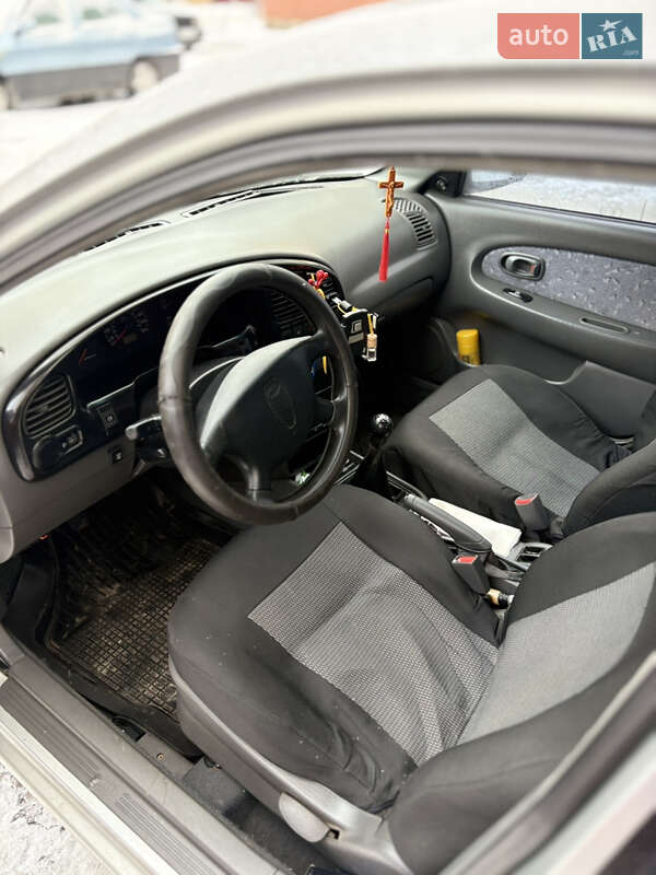 Седан Kia Sephia 2003 в Белой Церкви