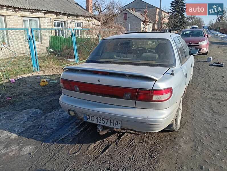 Седан Kia Sephia 1995 в Турійську