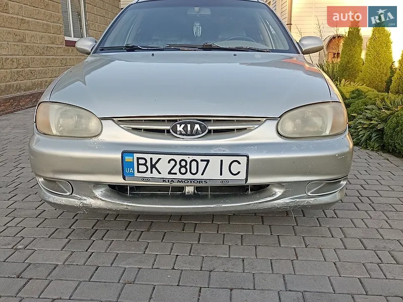 Kia Sephia 2000