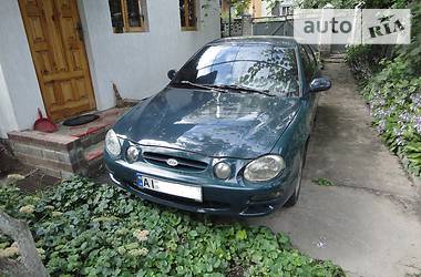 Седан Kia Shuma 2000 в Киеве