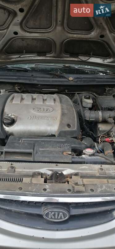 Седан Kia Shuma 2003 в Києві