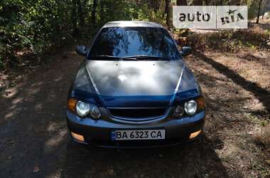 Седан Kia Shuma 2003 в Кропивницком