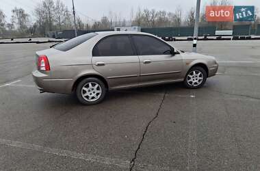 Седан Kia Shuma 2003 в 