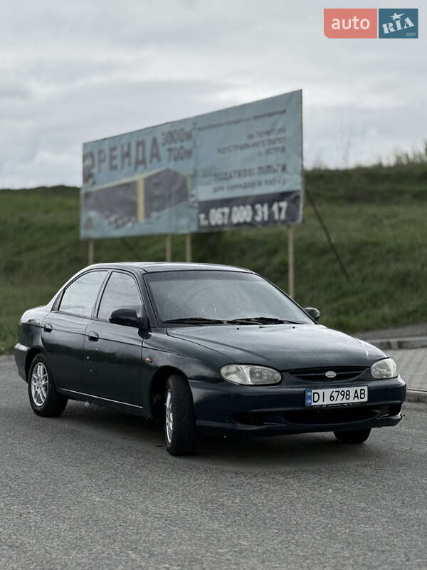 Седан Kia Shuma 2000 в 