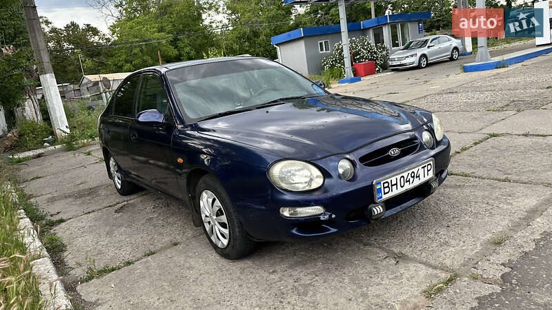 Kia Shuma 2000