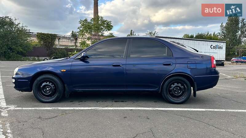Kia Shuma 2000 Kia Shuma 2000