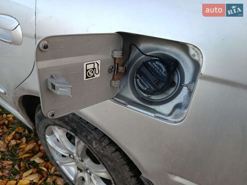 Седан Kia Shuma 2003 в Дунаївцях