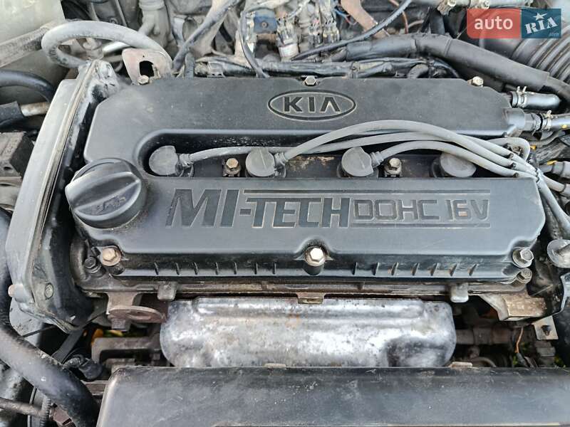 Седан Kia Shuma 2003 в Дунаївцях