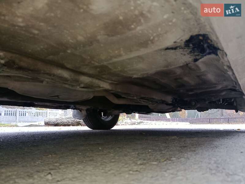 Седан Kia Shuma 2003 в Дунаївцях