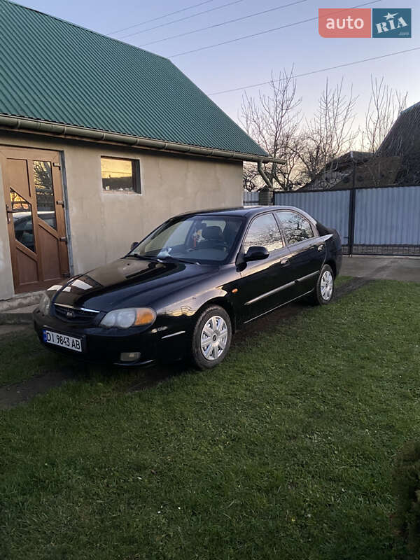 Седан Kia Shuma 2003 в Тернополе