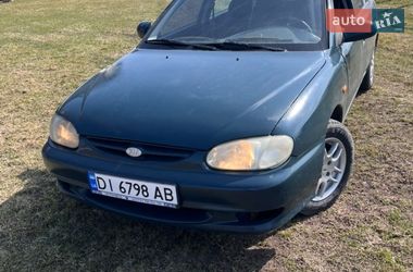 Седан Kia Shuma 2000 в Козові