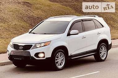 Внедорожник / Кроссовер Kia Sorento 2013 в 