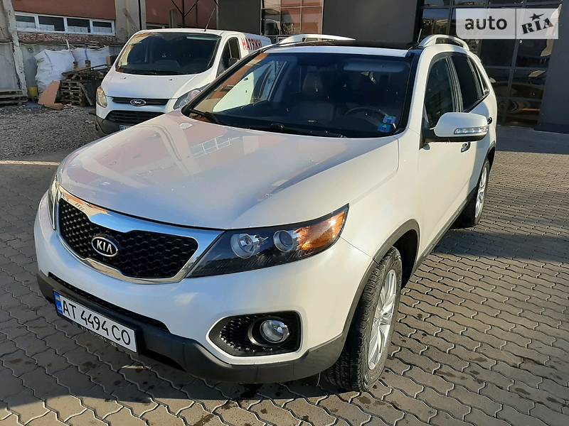 Позашляховик / Кросовер Kia Sorento 2010 в Калуші