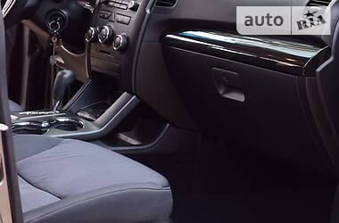 Позашляховик / Кросовер Kia Sorento 2011 в 