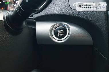 Позашляховик / Кросовер Kia Sorento 2014 в 