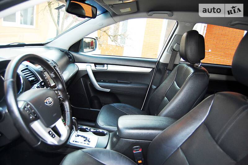 Позашляховик / Кросовер Kia Sorento 2011 в Умані