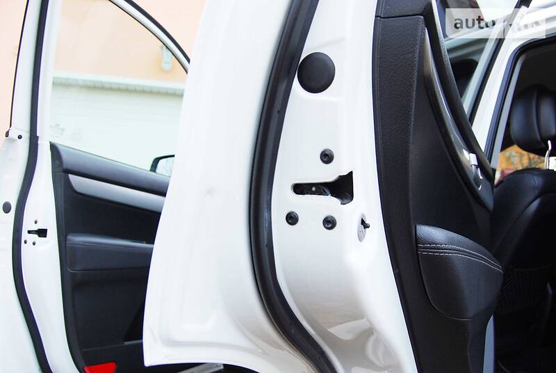 Позашляховик / Кросовер Kia Sorento 2011 в Умані