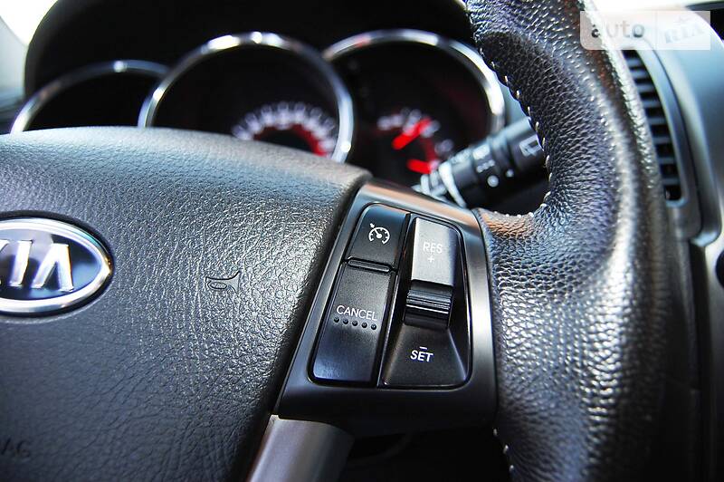 Позашляховик / Кросовер Kia Sorento 2011 в Умані