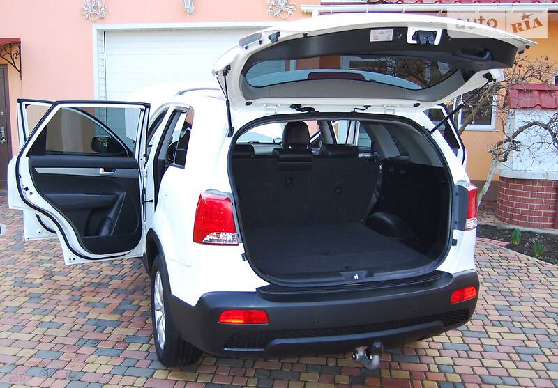 Позашляховик / Кросовер Kia Sorento 2011 в Умані