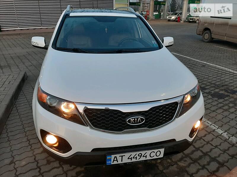 Позашляховик / Кросовер Kia Sorento 2010 в Калуші
