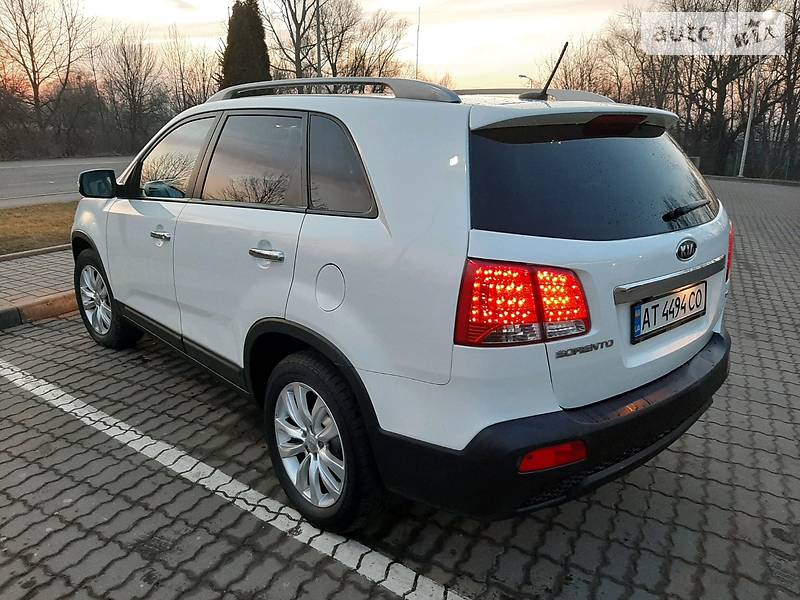 Позашляховик / Кросовер Kia Sorento 2010 в Калуші
