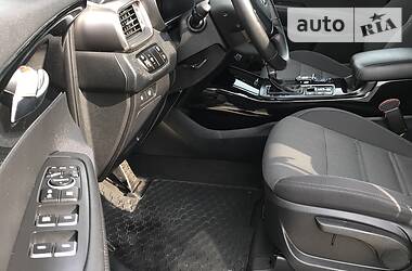 Позашляховик / Кросовер Kia Sorento 2019 в 