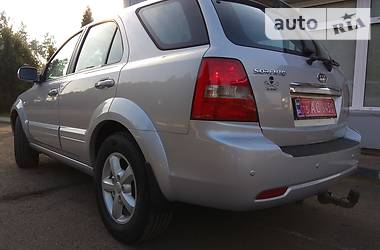 Позашляховик / Кросовер Kia Sorento 2007 в 
