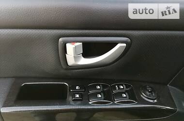 Позашляховик / Кросовер Kia Sorento 2008 в 