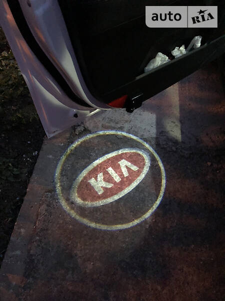 Позашляховик / Кросовер Kia Sorento 2014 в Одесі