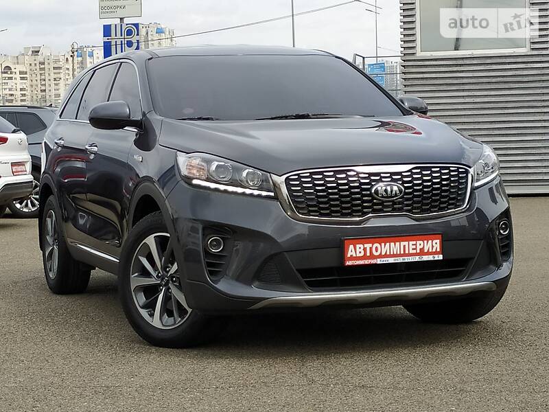 Позашляховик / Кросовер Kia Sorento 2017 в 