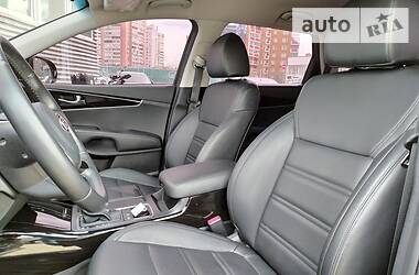 Позашляховик / Кросовер Kia Sorento 2017 в 