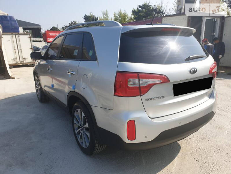 Позашляховик / Кросовер Kia Sorento 2013 в Одесі