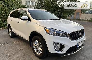 Позашляховик / Кросовер Kia Sorento 2016 в Обухові